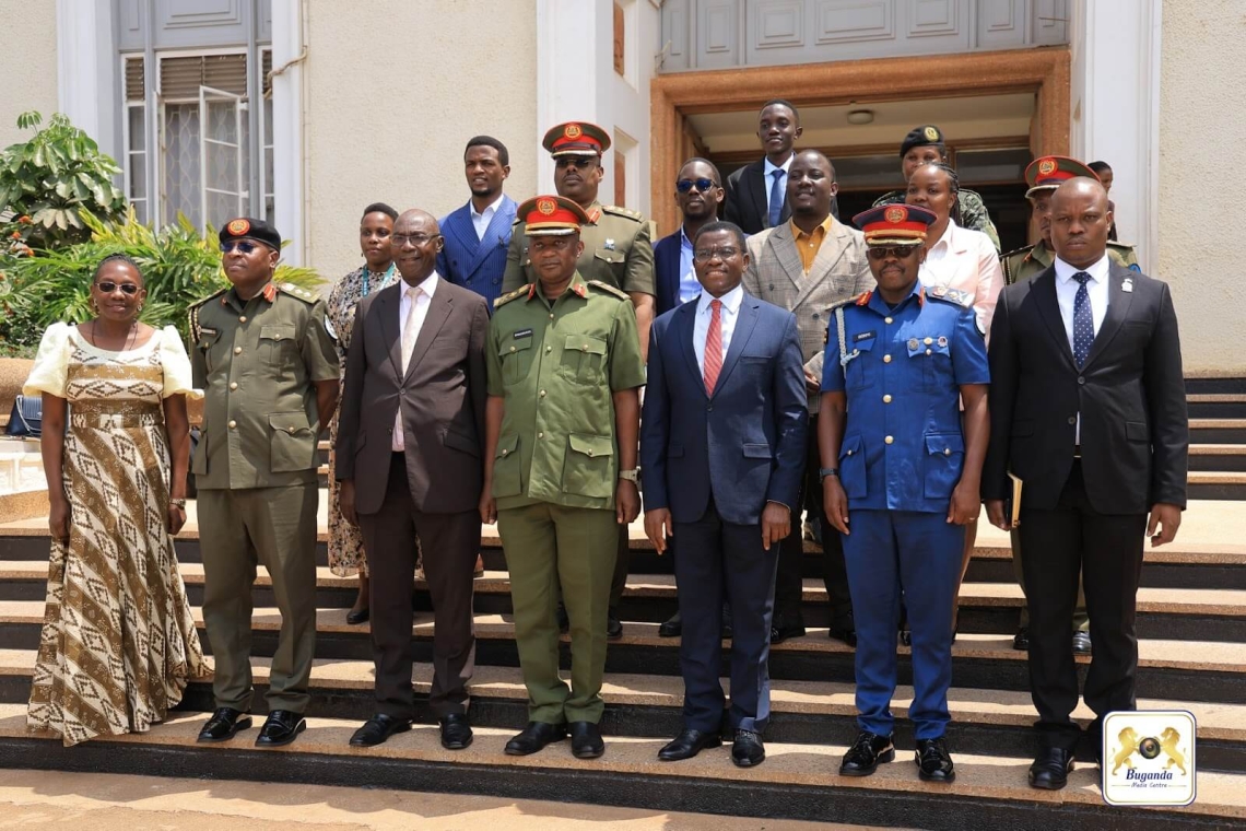 Officials from the Ministries of Defence and of Water and Environment visit Bulange